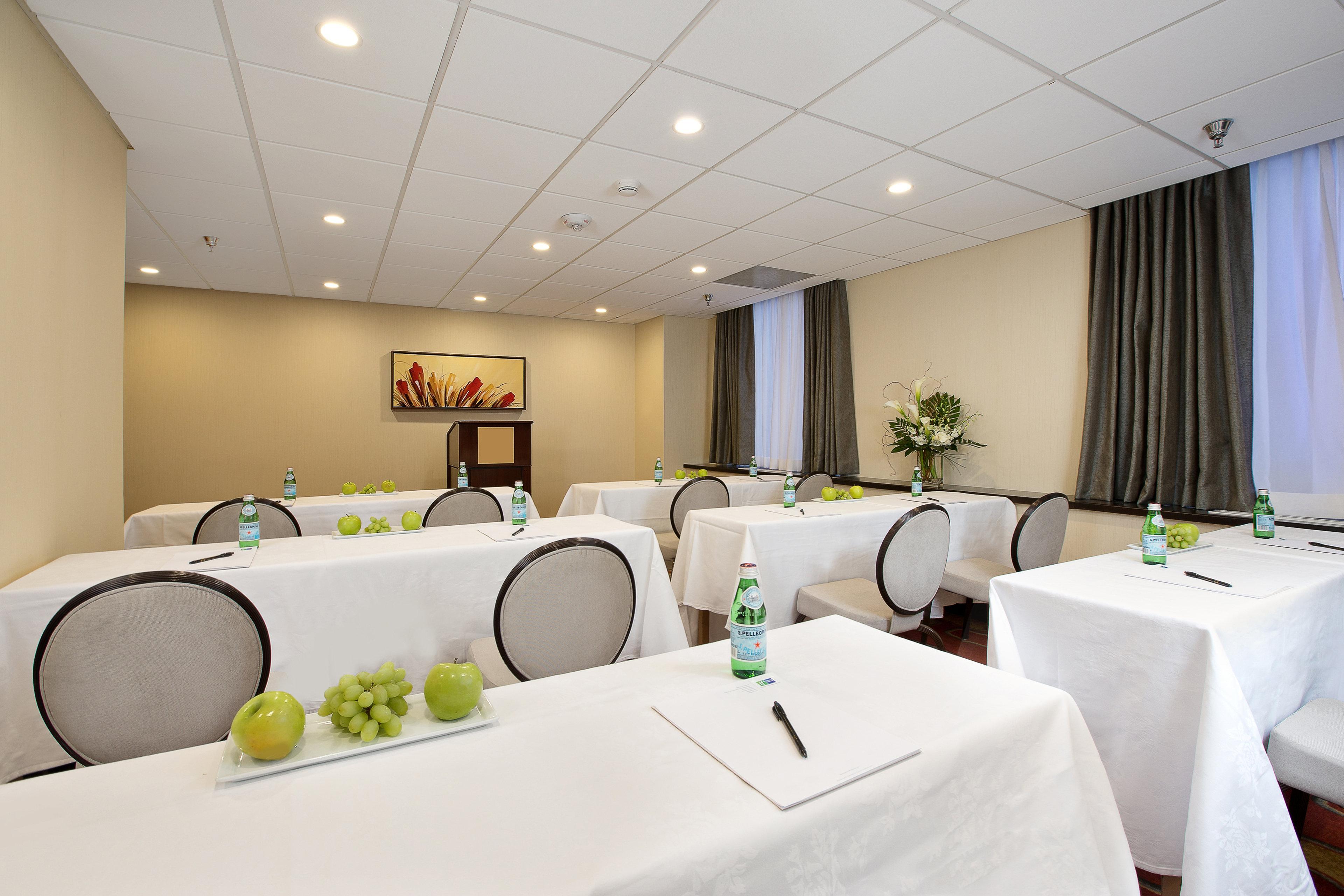 Holiday Inn Express Denver Downtown By Ihg Dış mekan fotoğraf