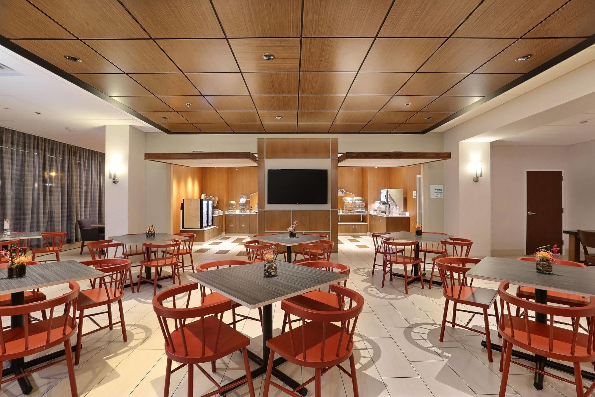Holiday Inn Express Denver Downtown By Ihg Dış mekan fotoğraf